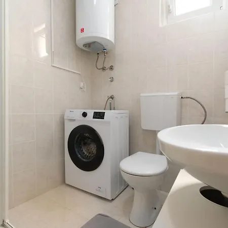 Appartamento Sofia With Balcony - 55m2 - 1 Km To The Sea