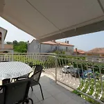 Sofia With Balcony - 55m2 - 1 Km To The Sea 포레치