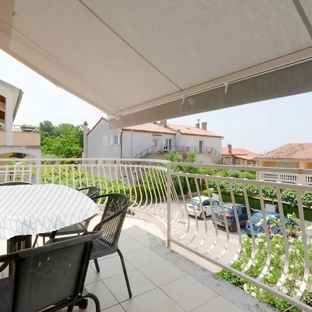 Sofia With Balcony - 55m2 - 1 Km To The Sea * Porec