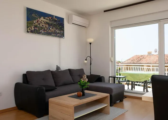 アパート Sofia With Balcony - 55m2 - 1 Km To The Sea *