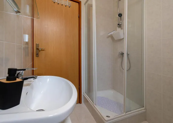 Sofia With Balcony - 55m2 - 1 Km To The Sea Appartement *