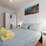 شقة Sofia With Balcony - 55m2 - 1 Km To The Sea *